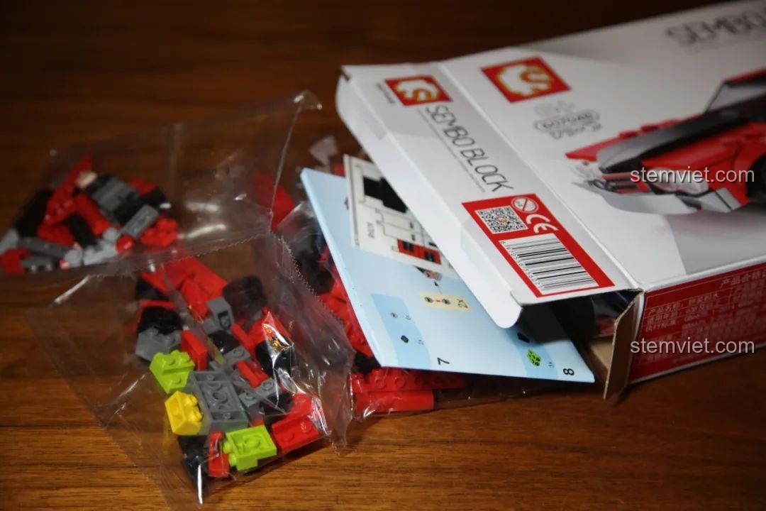 Cận cảnh các mảnh ghép Sembo Block 607046 Mitsubishi Eclipse.