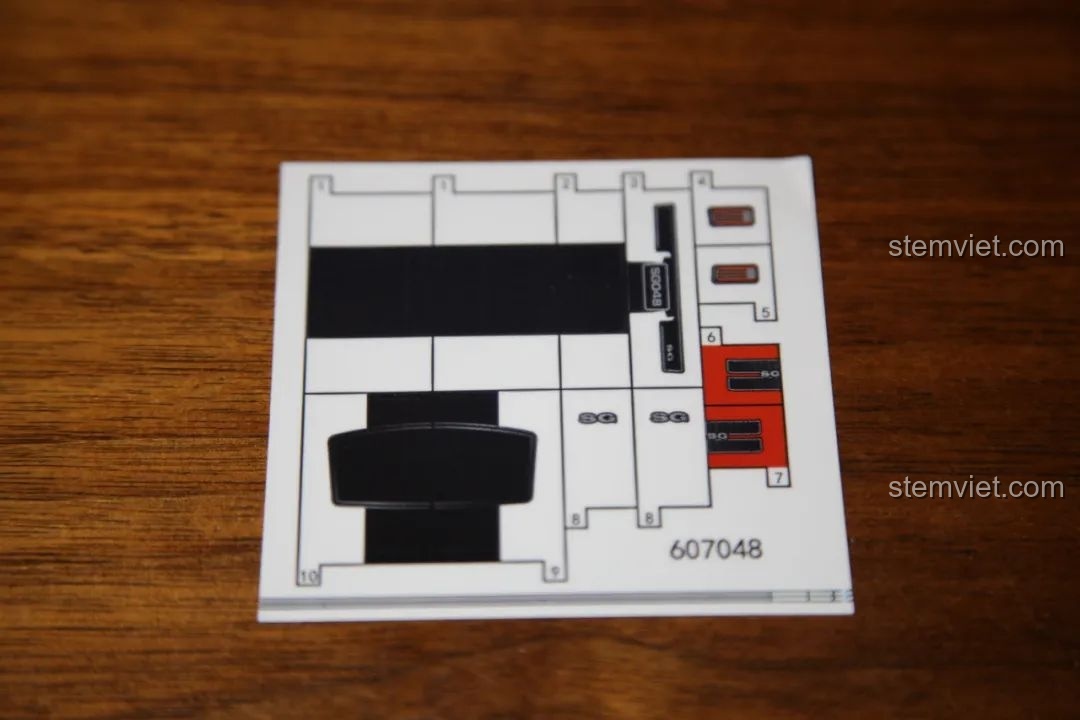 Mô hình Sembo Block 607048 Chevrolet Chevelle SS hoàn chỉnh, nhìn từ bên hông.