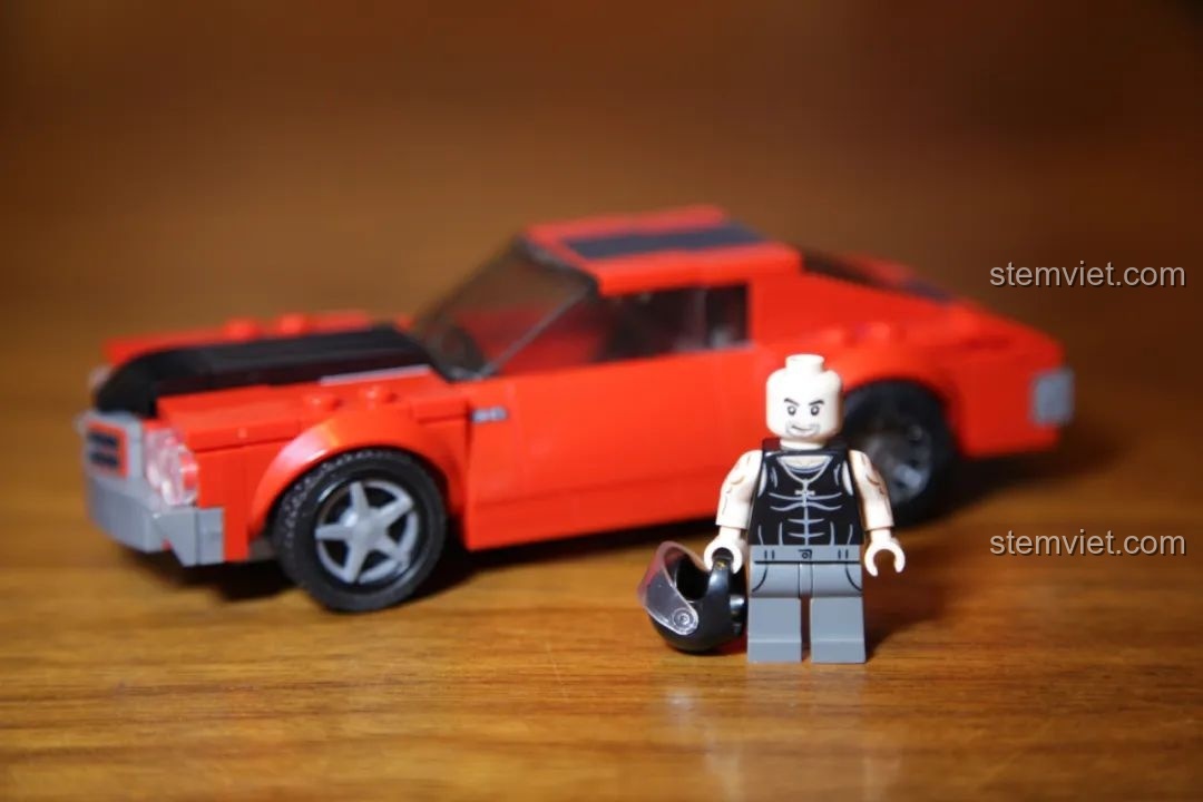 Hình ảnh cuối video với lời kêu gọi hành động: like, share, subscribe.