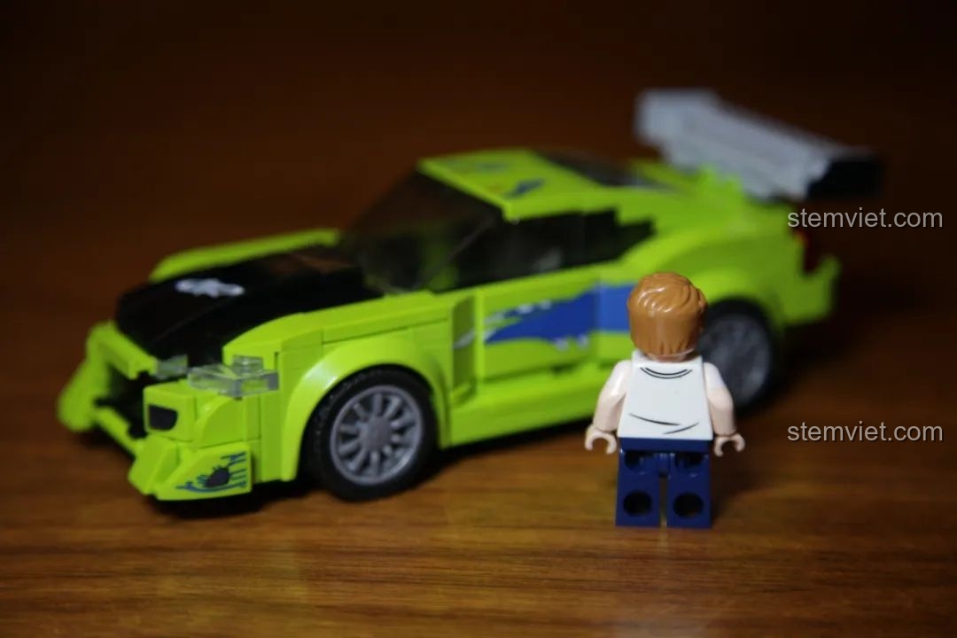 QR code liên kết đến kênh hoặc trang mạng xã hội.