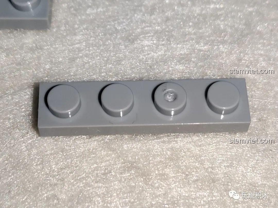 Chất lượng gạch bộ đồ chơi Sembo, độ khít tốt, đồ chơi lắp ráp bền bỉ, cho bé 6 tuổi phát triển kỹ năng.