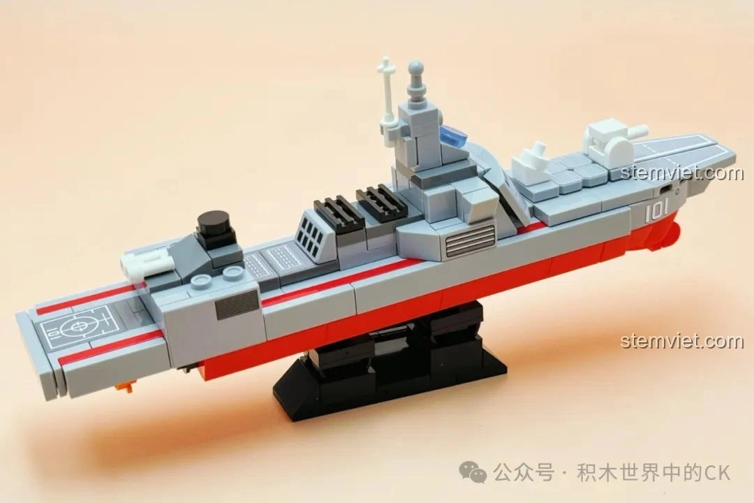 Các bộ phận tay của robot Sembo 055-百川之戟 208042, bao gồm cả dây đèn LED để lắp đặt.