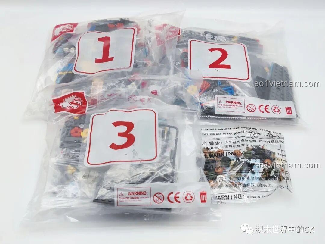 Các túi mảnh ghép được đánh số của bộ đồ chơi lắp ráp Máy bay chiến đấu F-35 Lightning II SEMBO 207125.