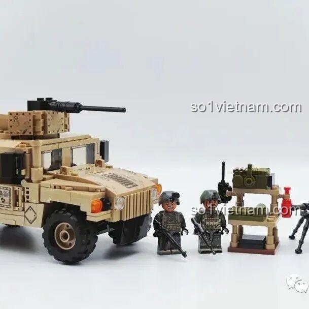 Mô hình xe quân sự Hummer với các phụ kiện, gợi ý kết hợp với F-35 Lightning II SEMBO 207125.