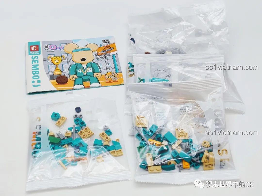 Các chi tiết bên trong hộp SEMBO Gấu Qee Trung Quốc 612011