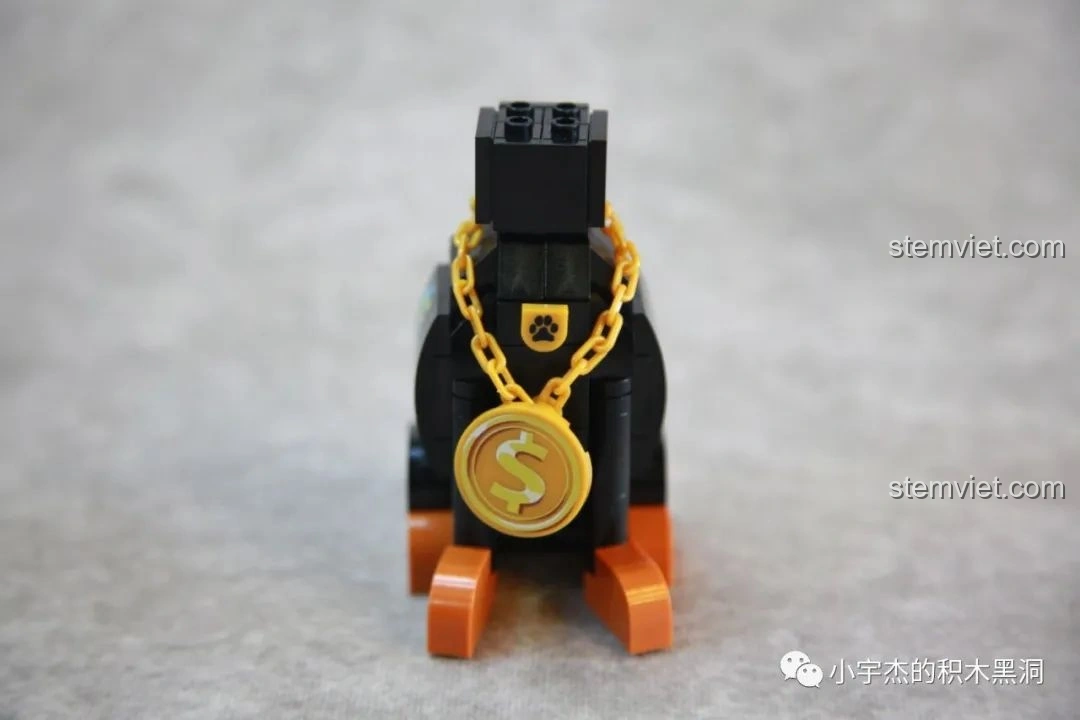 Ba mô hình khác trong series SEMBO Hài Cảnh Tinh Linh, bao gồm chim, ếch và cua. Thiết kế độc đáo, đa dạng chủ đề. Đồ chơi sáng tạo.