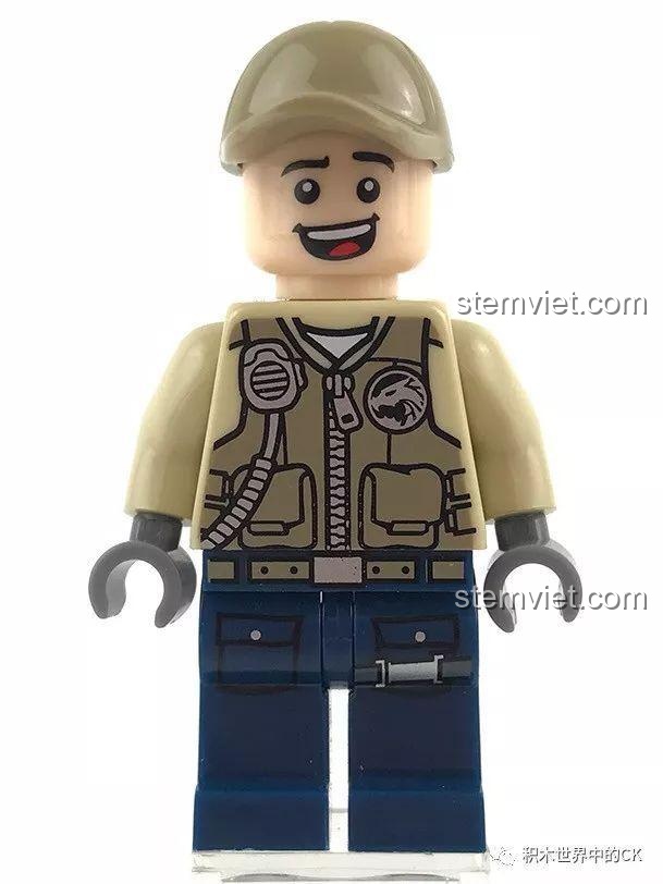 Cận cảnh minifigure nhân viên cứu hộ Bowen trong bộ Sembo SD9511, với trang phục chi tiết và khuôn mặt vui vẻ.