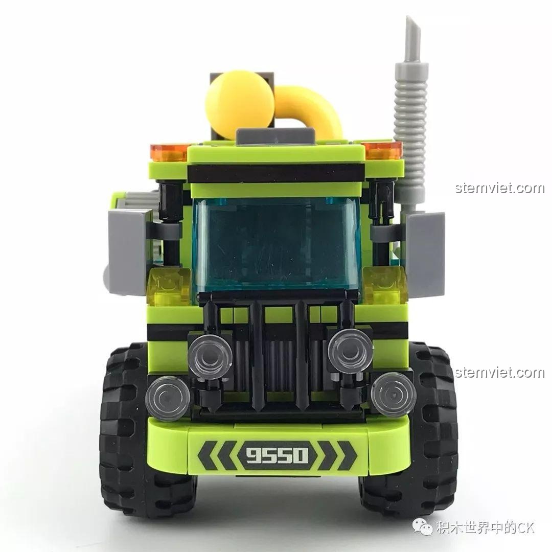 Mô hình Xe Cứu Hộ Núi Lửa SEMBO SD9550 nhìn từ bên hông còn lại, bộ đồ chơi cho bé trai