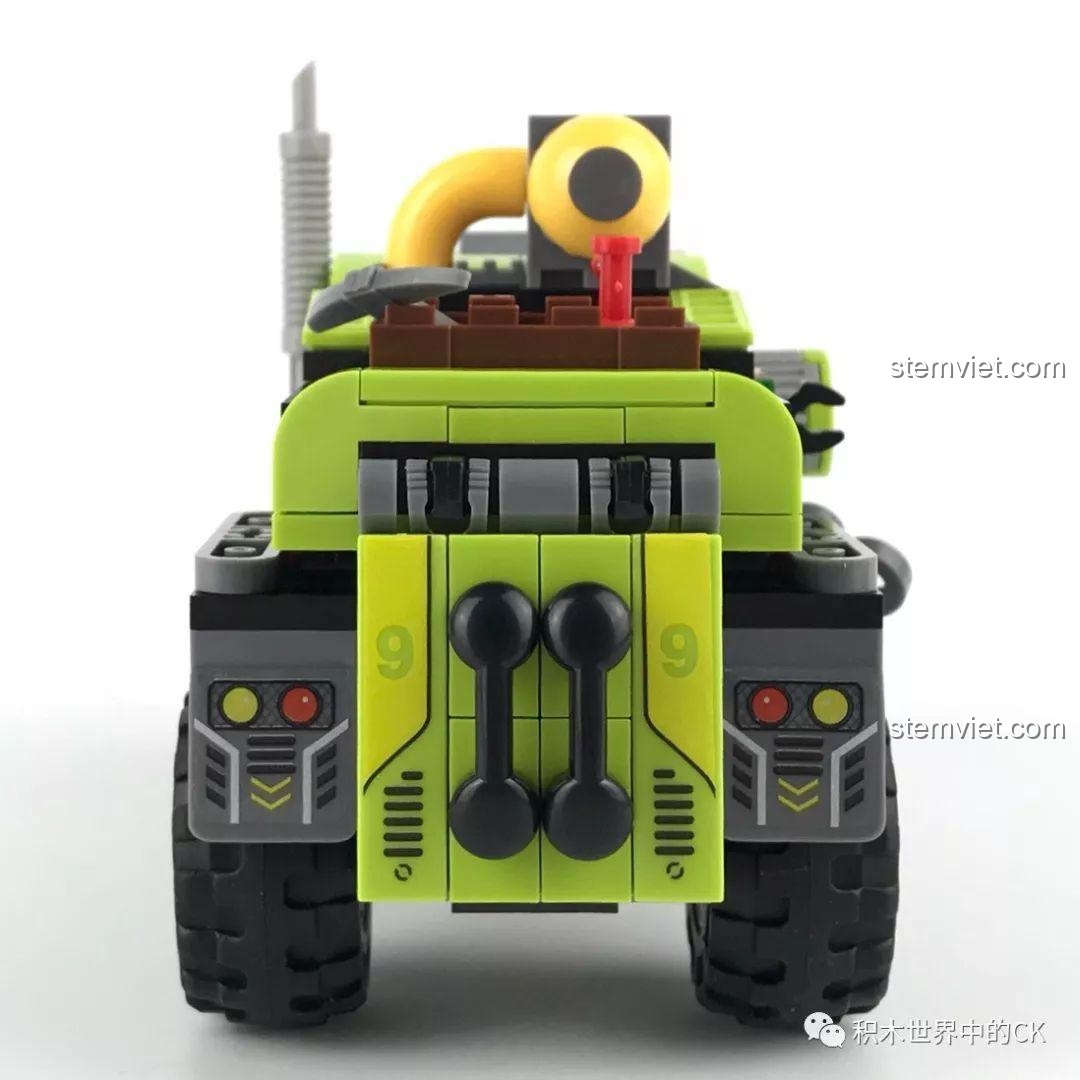 Mô hình Xe Cứu Hộ Núi Lửa SEMBO SD9550 nhìn từ góc 3/4 phía trước, đồ chơi mô hình cho bé trai
