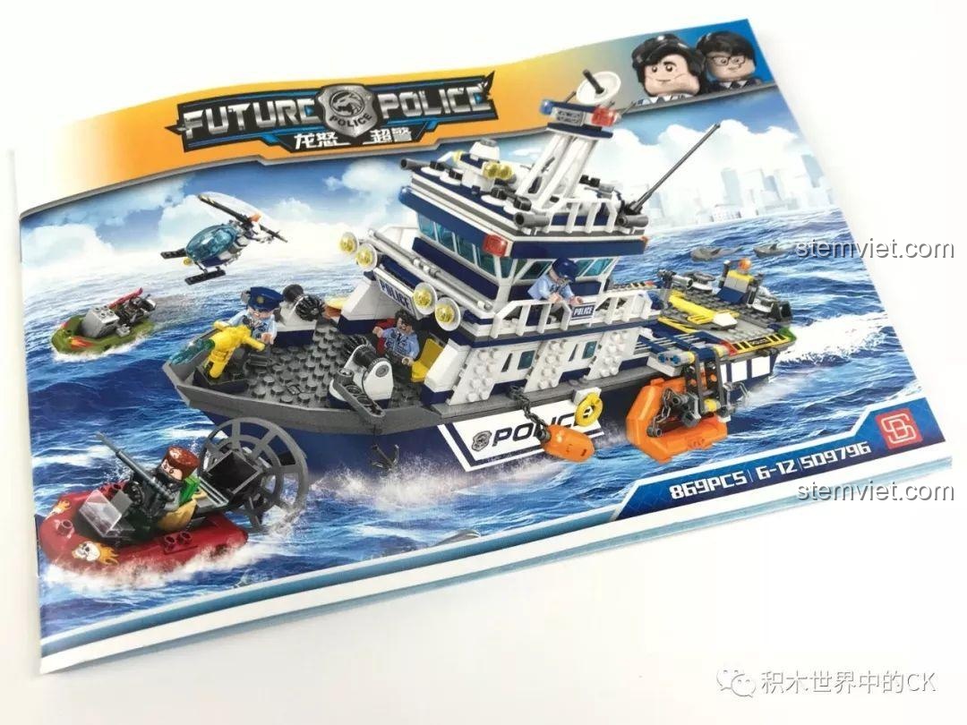 Sách hướng dẫn lắp ráp của bộ Tàu Tuần Tra Cảnh Sát SD9796 với hình ảnh minh họa rõ ràng.