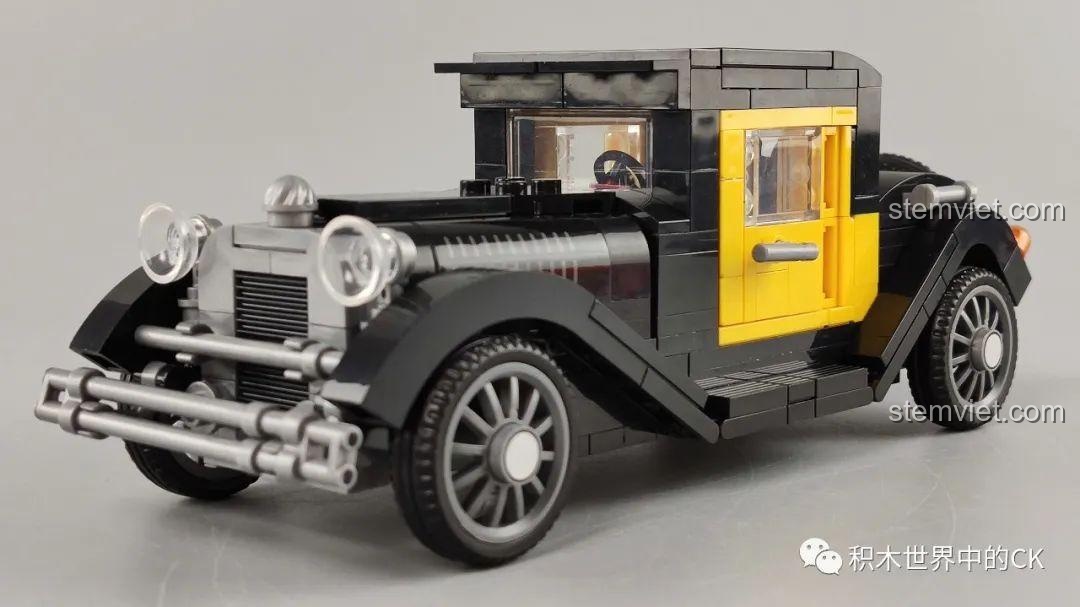 Góc nhìn bên hông của mô hình đồ chơi lắp ráp Xe Cổ Điển Ford Model A 1930 SEMBO 607400.