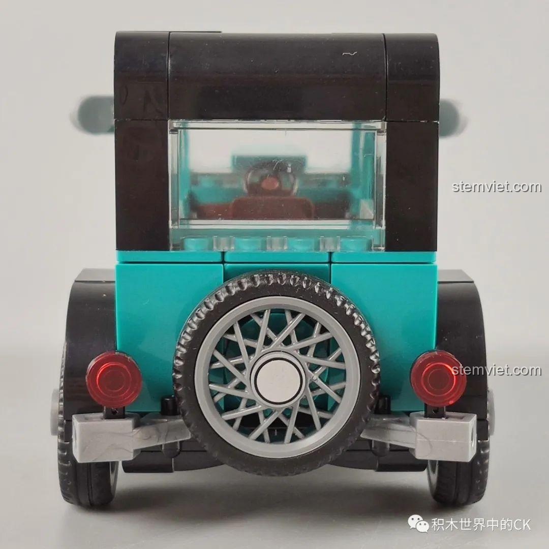 Chi tiết nắp capo của mô hình đồ chơi lắp ráp SEMBO 607401 màu xanh.