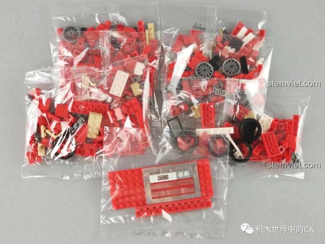 Góc nhìn ngang của mô hình đồ chơi lắp ráp SEMBO 607402 màu đỏ.
