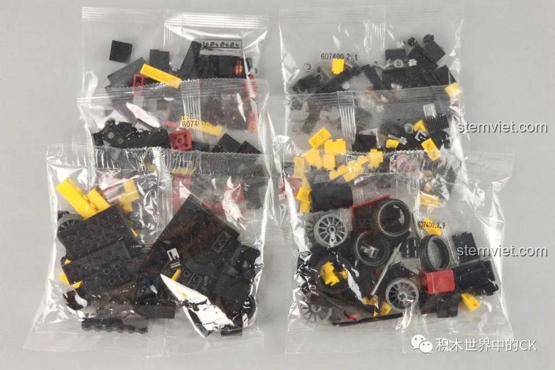 Các túi mảnh ghép được đánh số rõ ràng trong bộ đồ chơi lắp ráp SEMBO 607400, giúp phân loại dễ dàng.