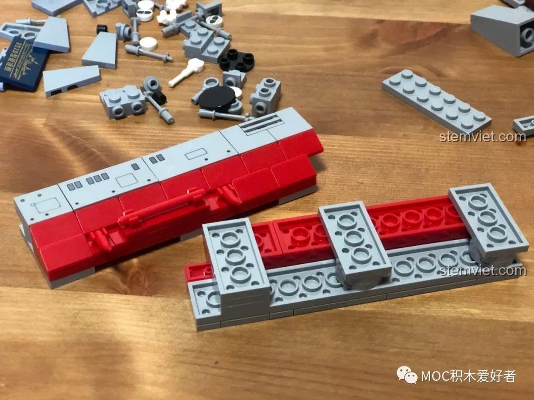 Các tấm ốp hông của bộ lắp ráp Tàu khu trục tên lửa Type 052D - Hạ Môn SEMBO siêu tiết kiệm, được đúc nguyên khối.