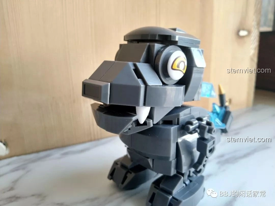 Mô hình Sluban B0761A Godzilla chibi M38-B0761A với một bộ mắt thay thế, tăng tính tương tác và biểu cảm.