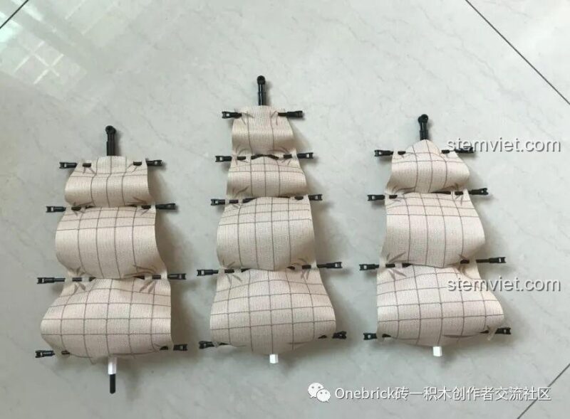 Bộ cánh buồm bằng vải và tấm sticker của bộ xếp hình Tàu buồm USS Constitution M38-B0836.
