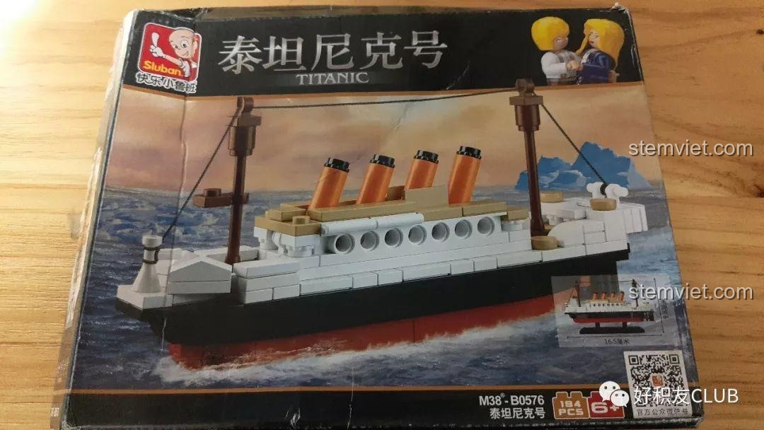 Hộp sản phẩm Sluban M38-B0576 mô hình tàu Titanic, ảnh review người dùng chụp, đồ chơi lắp ráp giá rẻ.