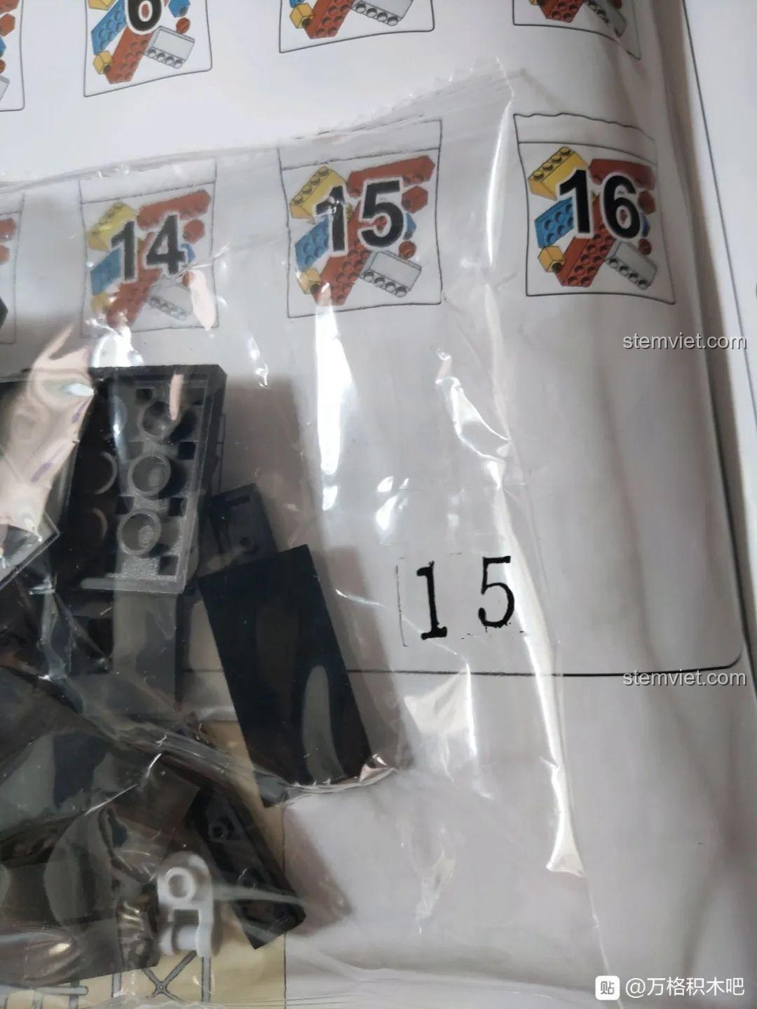 Hướng dẫn chi tiết cách dán decal cảm nhiệt trong sách hướng dẫn của bộ lắp ráp Tàu sân bay Sơn Đông M38-B0698.