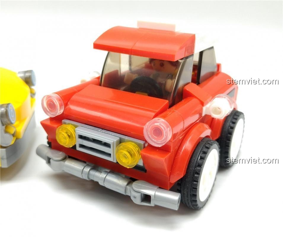 Cận cảnh chi tiết đầu xe Mini Cooper màu đỏ của Mr. Bean, bộ lắp ráp Sluban M38-B0706B.