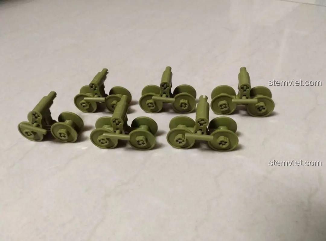 Sluban M38-B0713, các bánh xe của hệ thống treo, chi tiết quan trọng giúp xe tăng di chuyển linh hoạt.