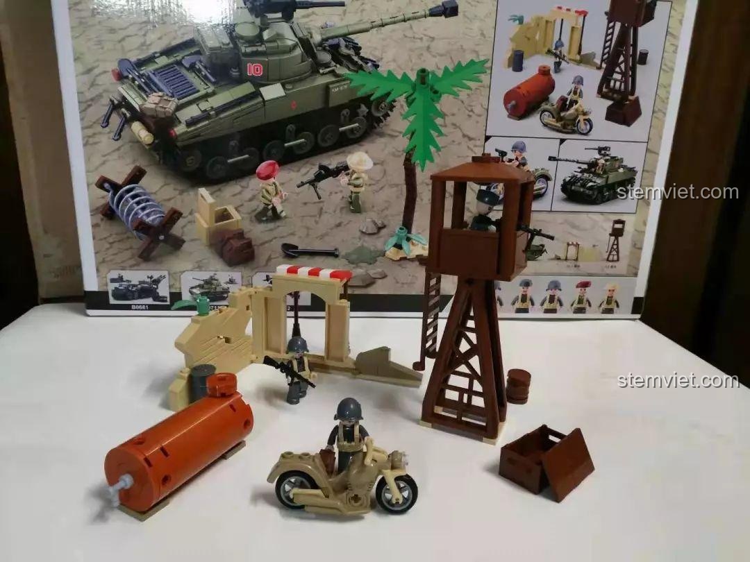 Xe tăng quân sự 0713, bộ cảnh quan và phụ kiện được sắp xếp gọn gàng, sẵn sàng cho việc tạo dựng trận chiến.