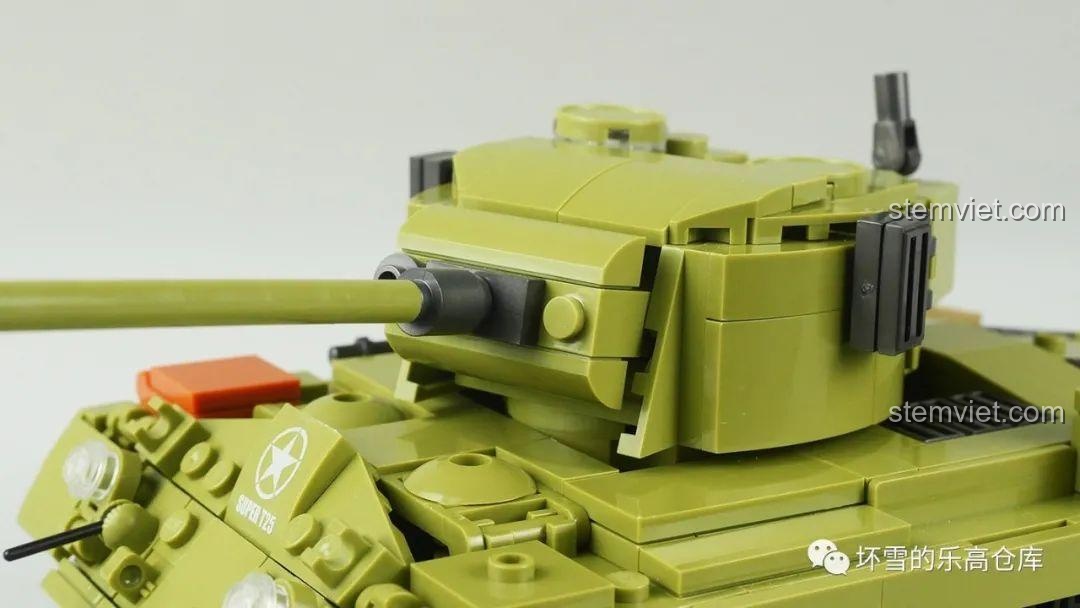 Ảnh tham khảo tháp pháo của xe tăng M26 Pershing thật, không phải mô hình Sluban M38-B0860.
