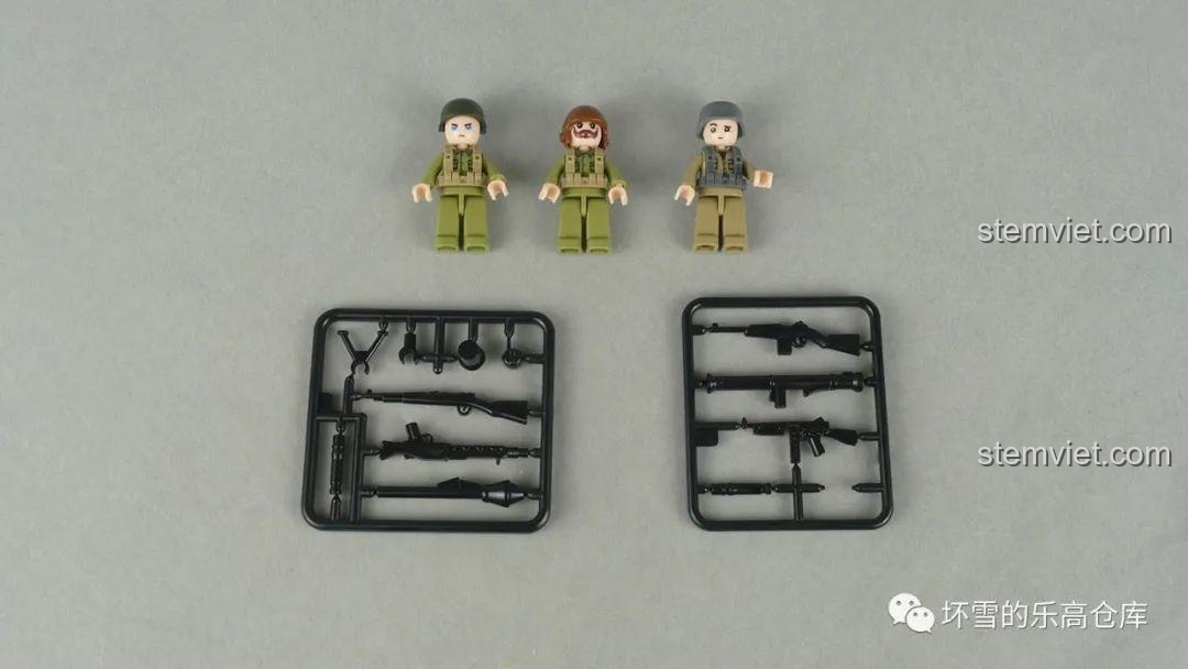 Tháp pháo của mô hình T26E4 Super Pershing Sluban M38-B0860 với các chi tiết giáp phụ.