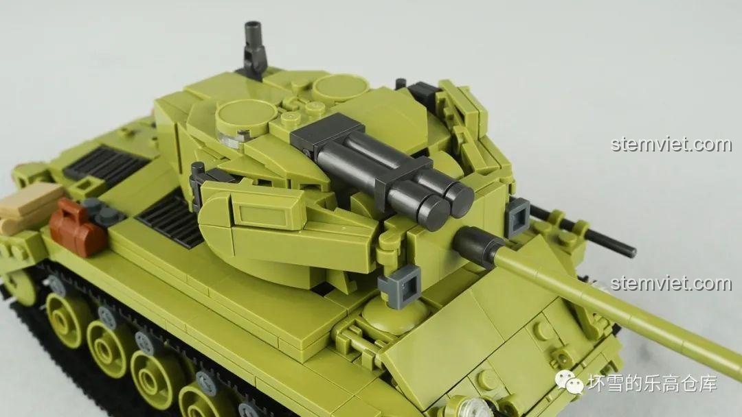 Mô hình T26E4 Super Pershing Sluban M38-B0860, phiên bản lắp ráp thứ hai của bộ đồ chơi.