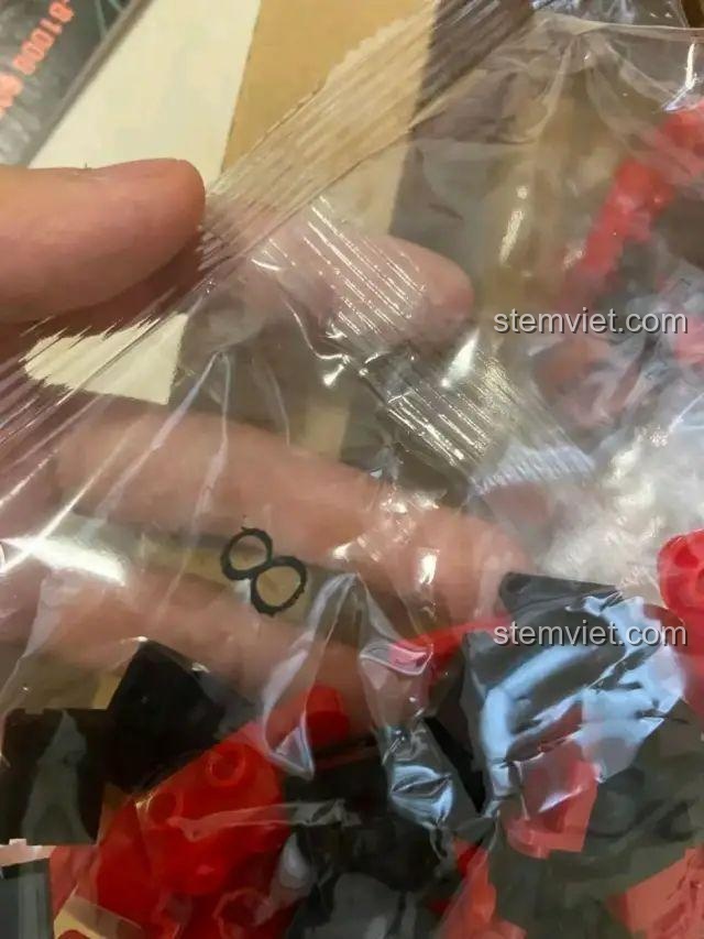 Các túi mảnh ghép của bộ lắp ghép M38-B1008, đồ chơi lắp ráp Robot Ngưu Ma Vương, được phân loại rõ ràng, giúp quá trình lắp ráp dễ dàng hơn.