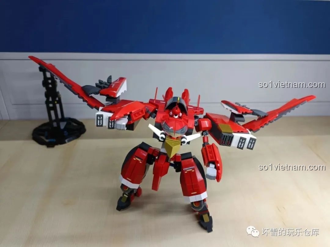 Đế trưng bày đi kèm với bộ lắp ráp Sluban M38-B1139.