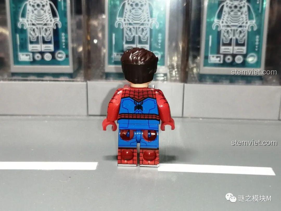 So sánh các minifigure zombie từ các hãng khác nhau.