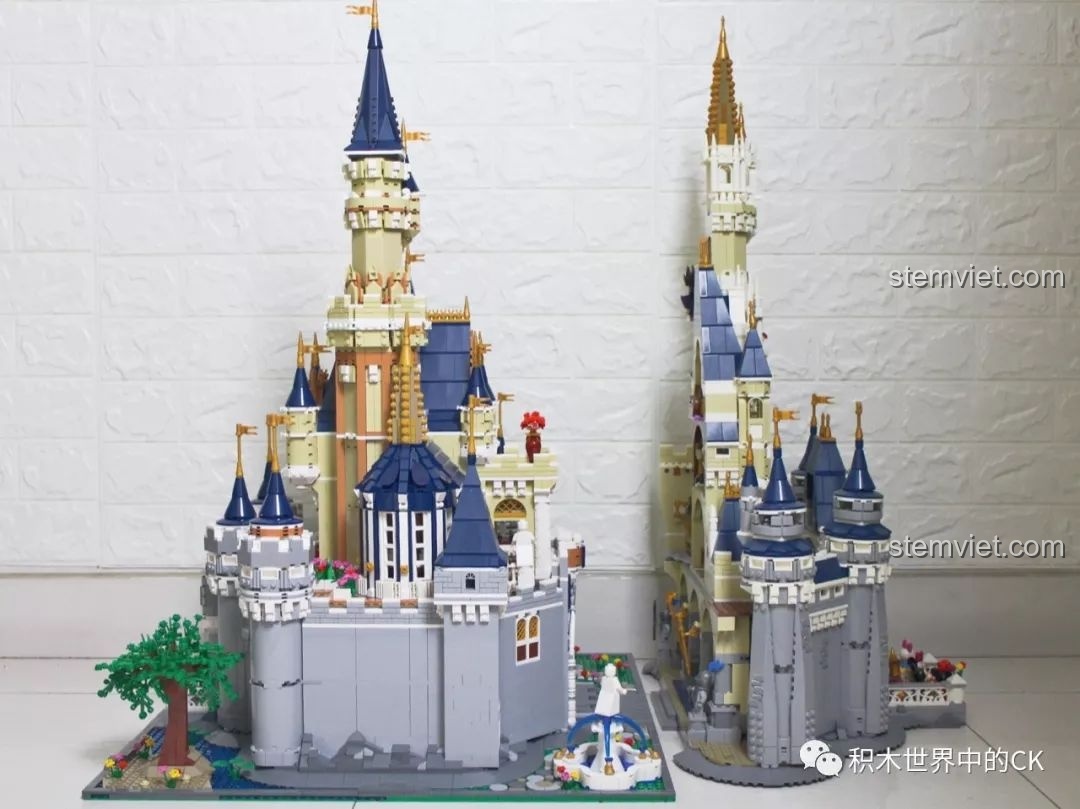 So sánh tổng thể quy mô giữa bộ lắp ráp Tòa lâu đài nguy nga Mould King và một mô hình khác.