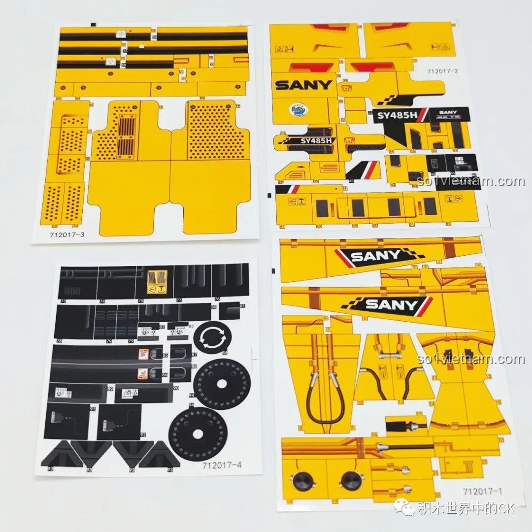 Tờ sticker đi kèm bộ lắp ráp Sembo 712017 Máy xúc bánh xích SY485H với các chi tiết logo SANY và cảnh báo.