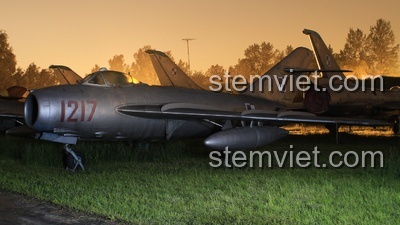 Mô hình Iron Man Mark 5 Storm Heroes 1217