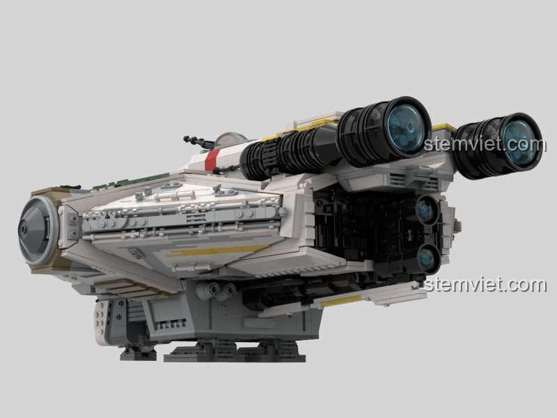 Góc nhìn từ trên xuống của Phi thuyền Ghost K110, một đồ chơi mô hình chi tiết với 4577 mảnh ghép.