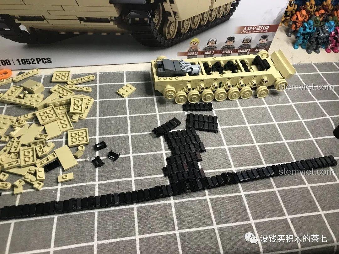 Hướng dẫn lắp ráp bánh xích cho bộ lắp ráp Xe Tăng M1A2 Abrams SY 0100, bước 2