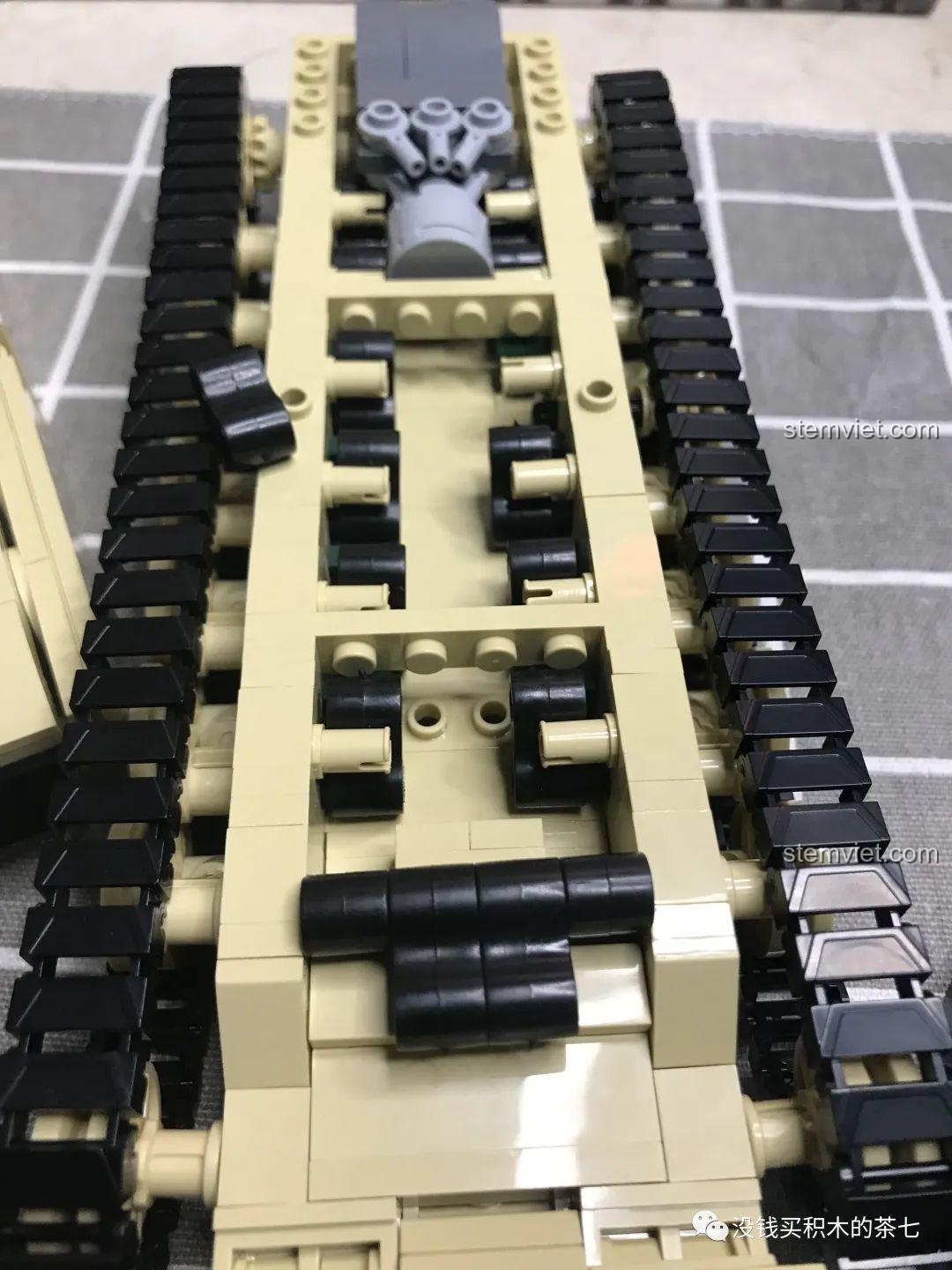 Ống phun khói trên bộ lắp ráp Xe Tăng M1A2 Abrams SY 0100, chi tiết chân thực