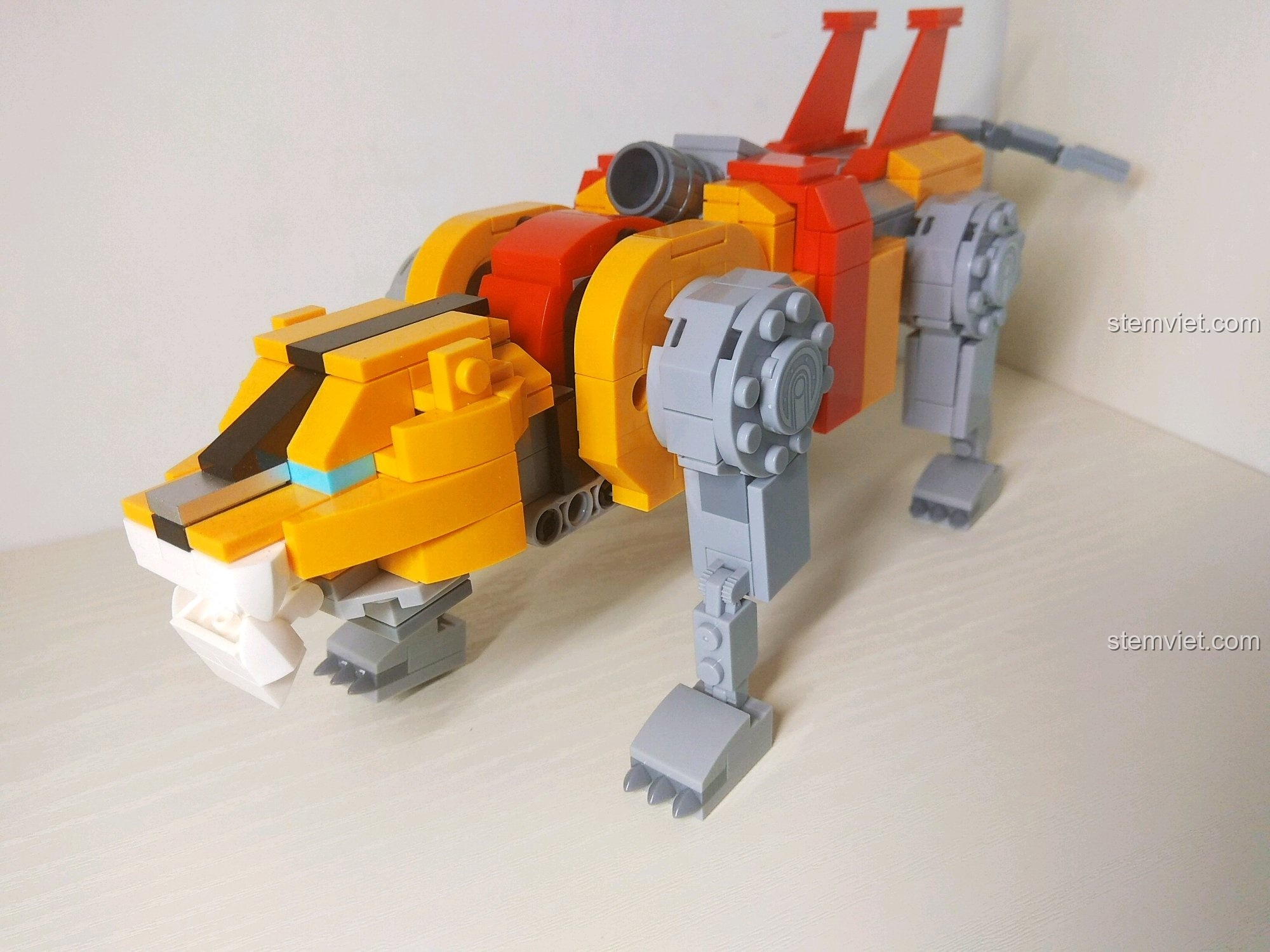 Lắp ráp nền bộ đồ chơi mô hình Đế lắp ráp Voltron SY 1130, cấu trúc vững chắc