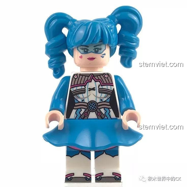 Mặt sau của minifigure nhân vật Nước bí ẩn với các chi tiết in sắc nét.