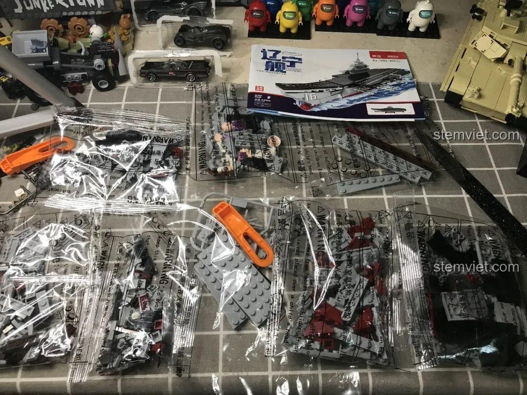 Mã số sản phẩm 1563 trên hộp bộ lắp ráp Tàu Sân Bay Liêu Ninh SY Block, đảm bảo hàng chính hãng.