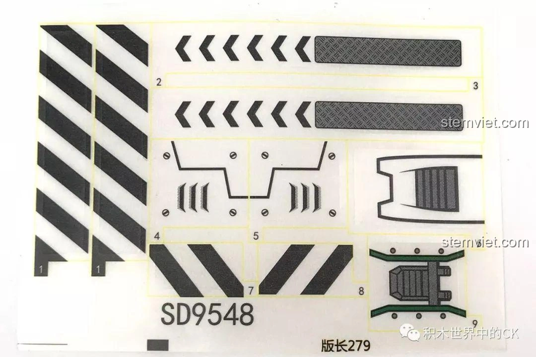 Tấm sticker của bộ lắp ráp SY SD9548 Xe Bán Xích Cứu Hộ Rừng Rậm, bổ sung chi tiết cho mô hình.
