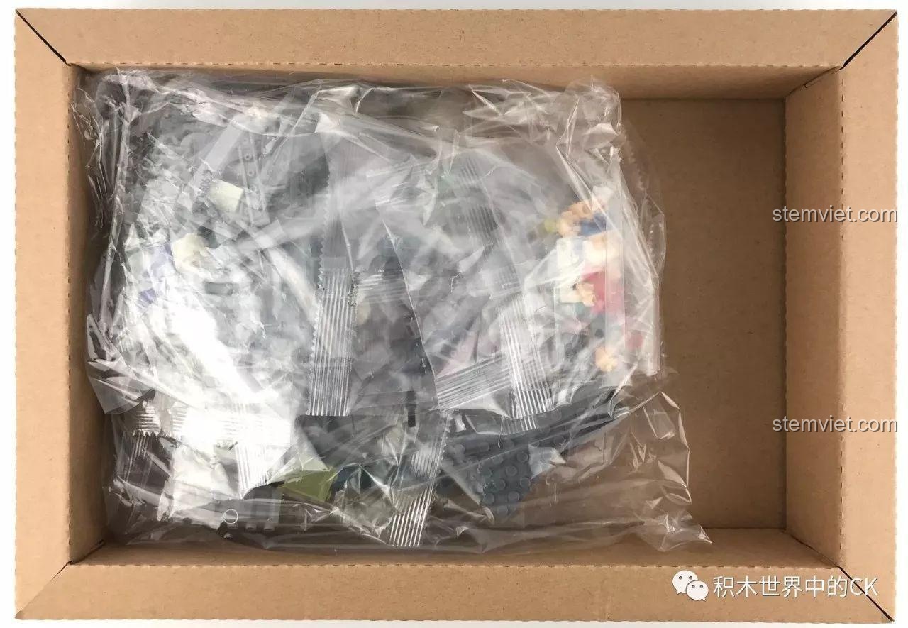 Bộ lắp ghép SY SD9606 Phòng thí nghiệm sinh hóa cảnh sát tương lai, đồ chơi mô hình với các minifigures Giáo sư Vương, Nữ trợ lý, Người thí nghiệm trên hộp.