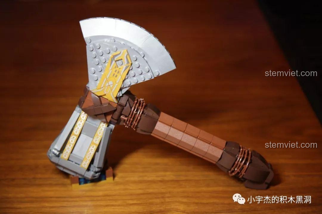 Cận cảnh bigfig Thor đi kèm bộ lắp ráp SY1399.