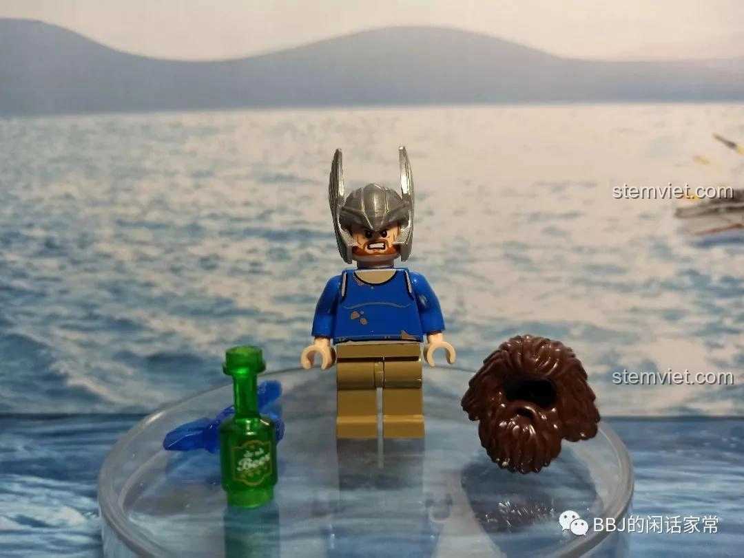 Minifigure Thor phiên bản