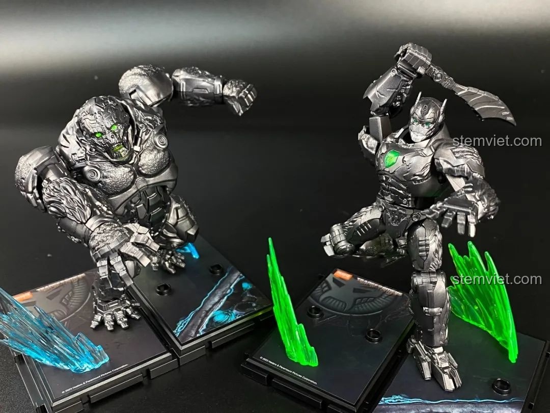 Các tài liệu đi kèm bộ lắp ráp Scourge BLOKEES, bao gồm sách hướng dẫn và tấm nền.