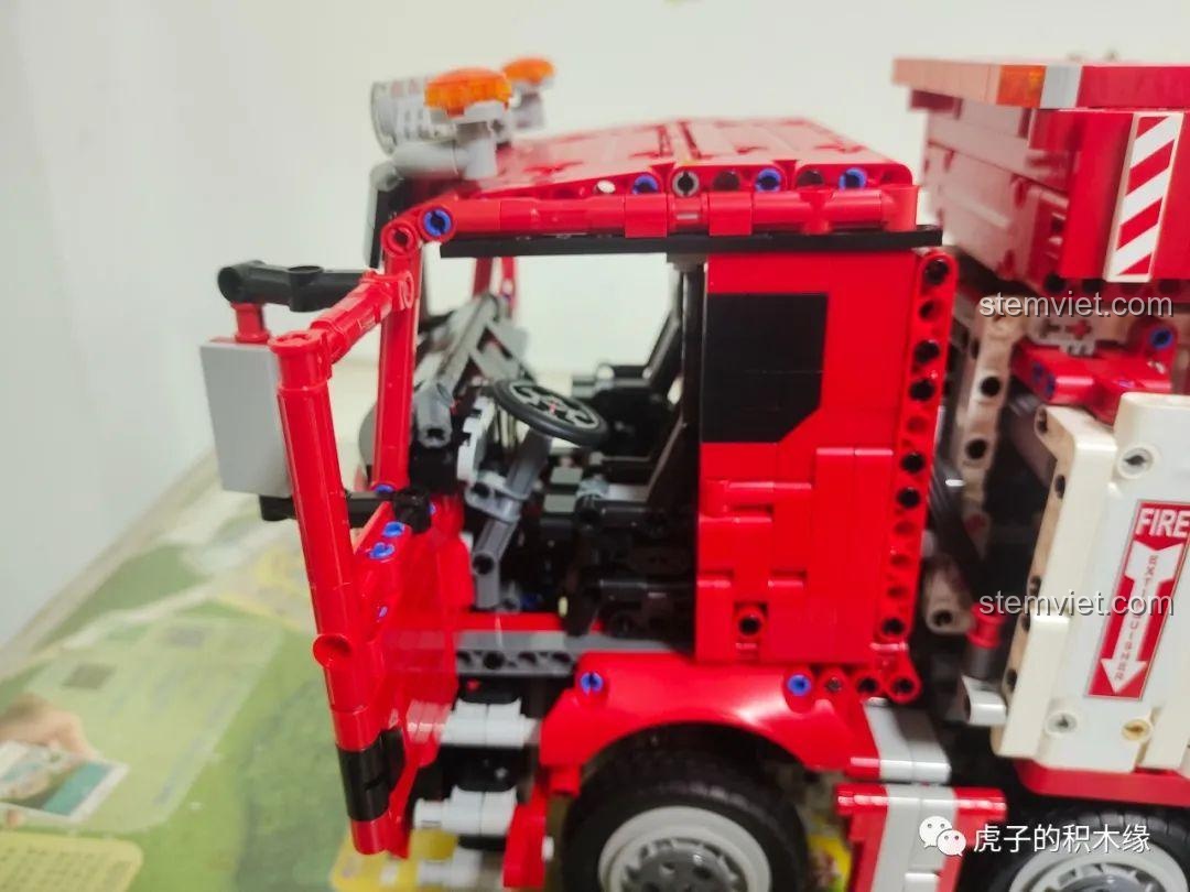 Mô hình hoàn chỉnh bộ lắp ráp Xe Cứu Hỏa Taigaole T4007, đồ chơi mô hình xe cứu nạn 5030 mảnh điều khiển từ xa