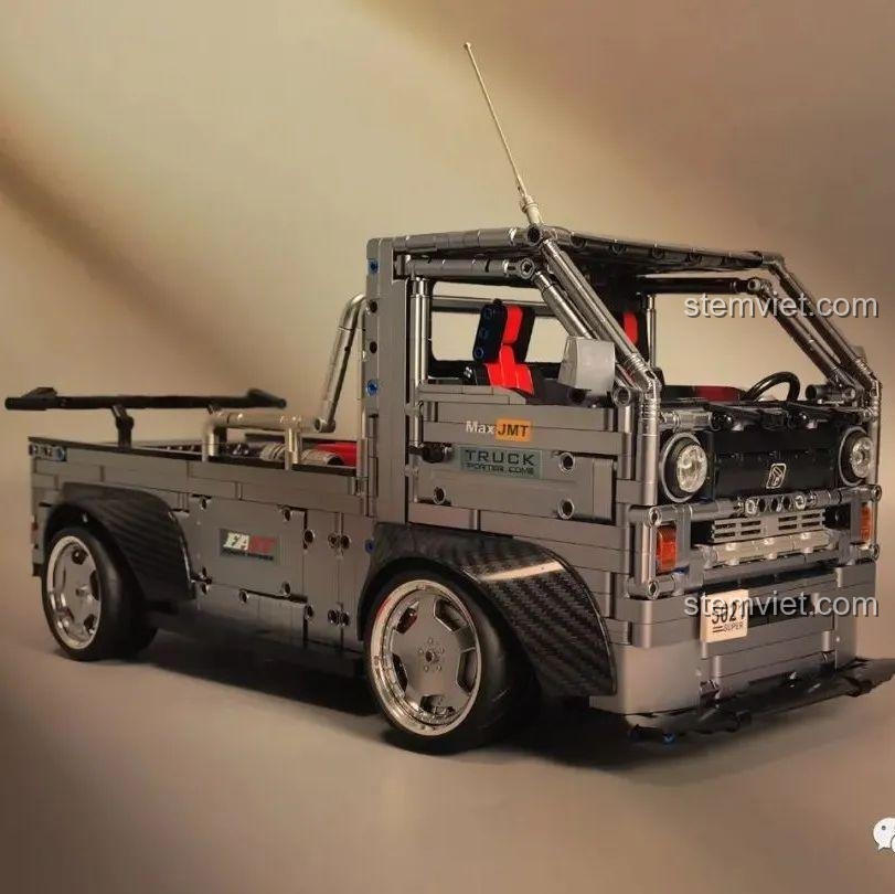 Động cơ RC được lắp đặt trên mô hình Ferrari Daytona SP3 T5032, bộ đồ chơi T5032, đồ chơi lắp ghép Siêu xe Ferrari Daytona SP3, cho bé trai 8 tuổi.