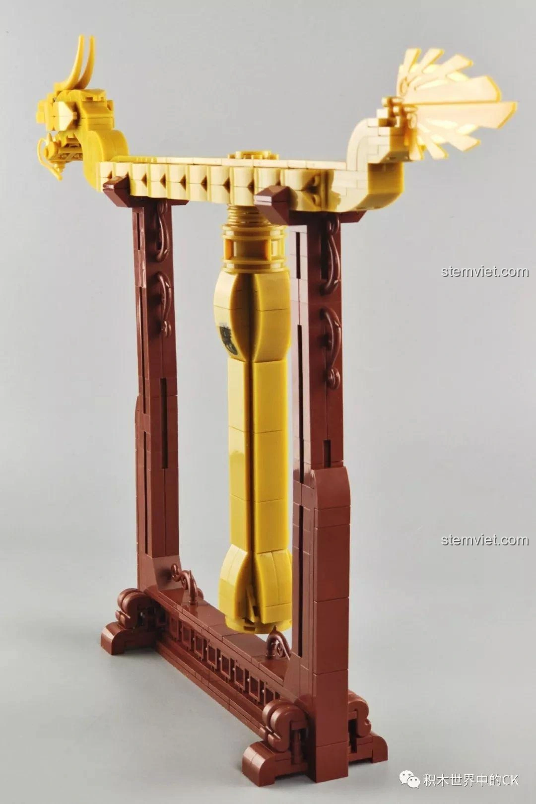 Tầm Long Xích SEMBO 605102 ở góc nghiêng, thể hiện rõ chi tiết đầu rồng và thân rồng.