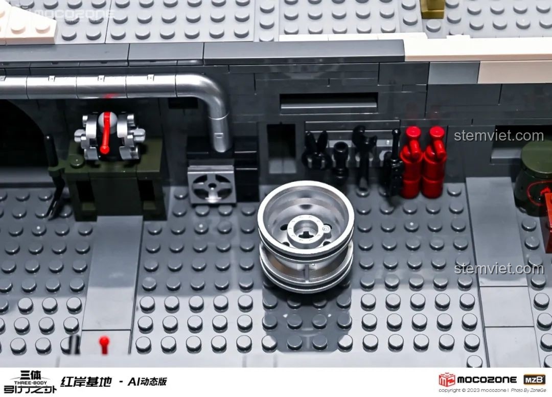 Toàn cảnh tầng một của mô hình Hồng Ngạn Cơ Địa (Red Coast Base) Tam Thể với nội thất hoàn chỉnh.